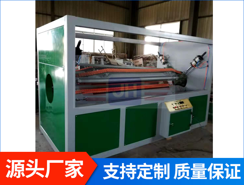 四爪履帶牽引機(jī)